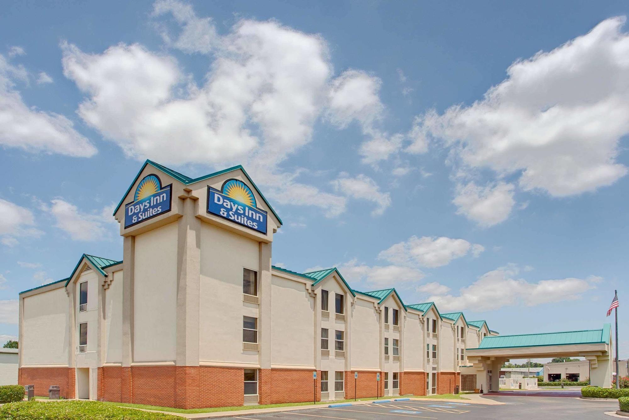 Days Inn & Suites By Wyndham Ridgeland Exterior foto